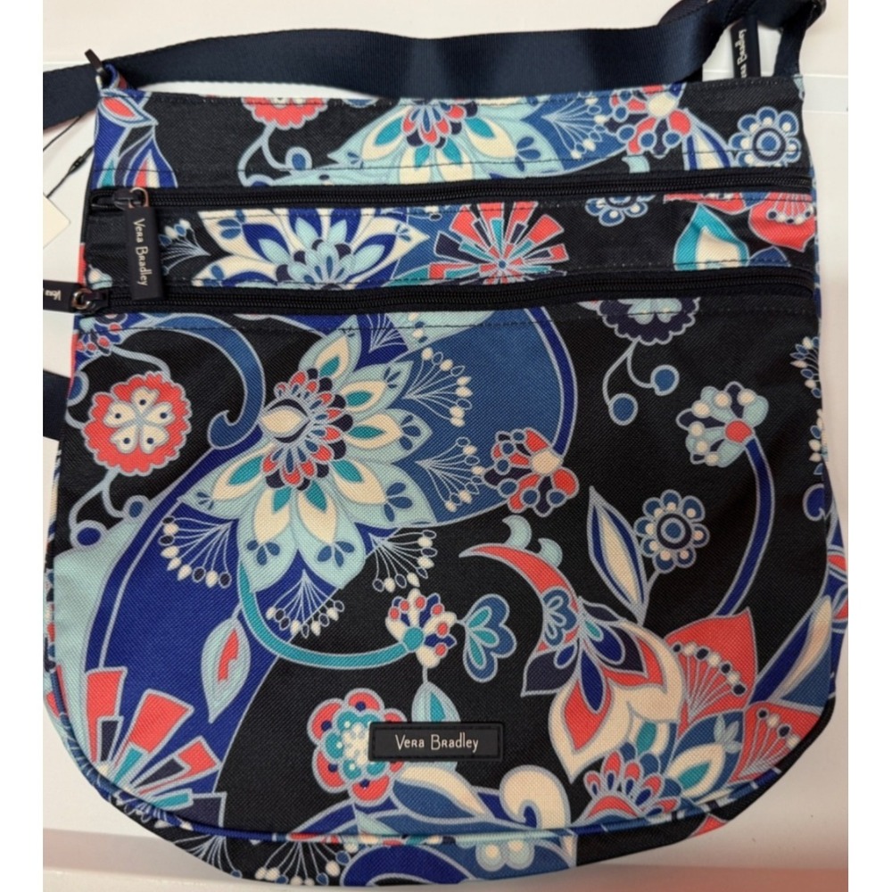 Vera Bradley Trio Zip‎ Hipster LIGHT WEIGHT CROSSBODY PURSE Lotus Flower Swirl